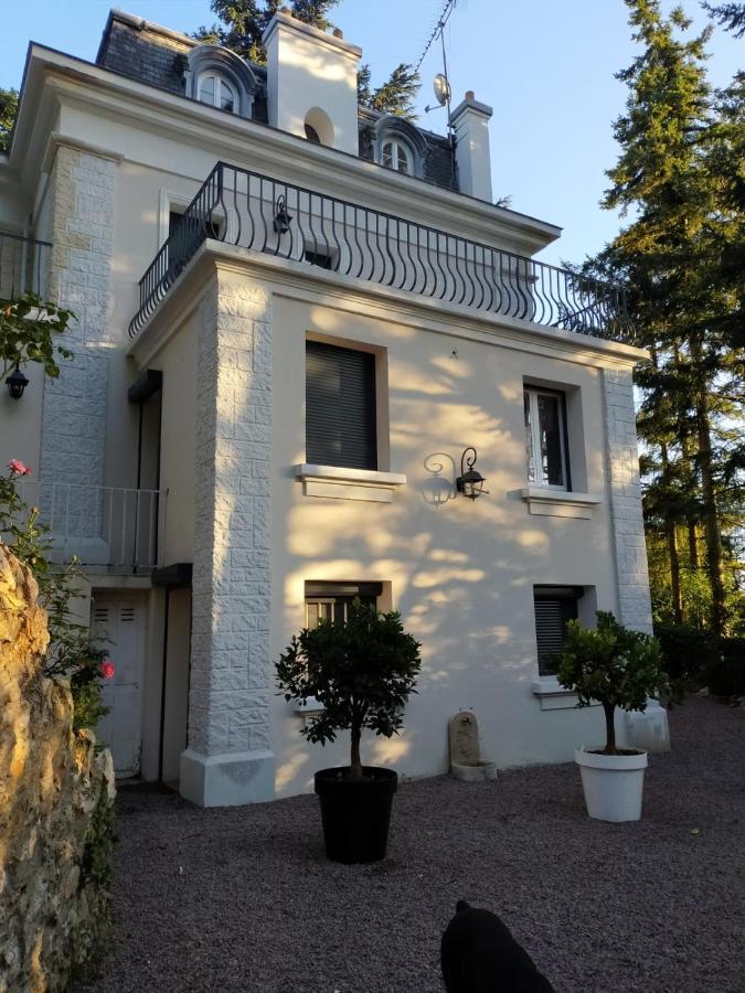Hotel Particulier De Montmorency - Proche Aeroport Paris Roissy-Charles De Gaulle 외부 사진