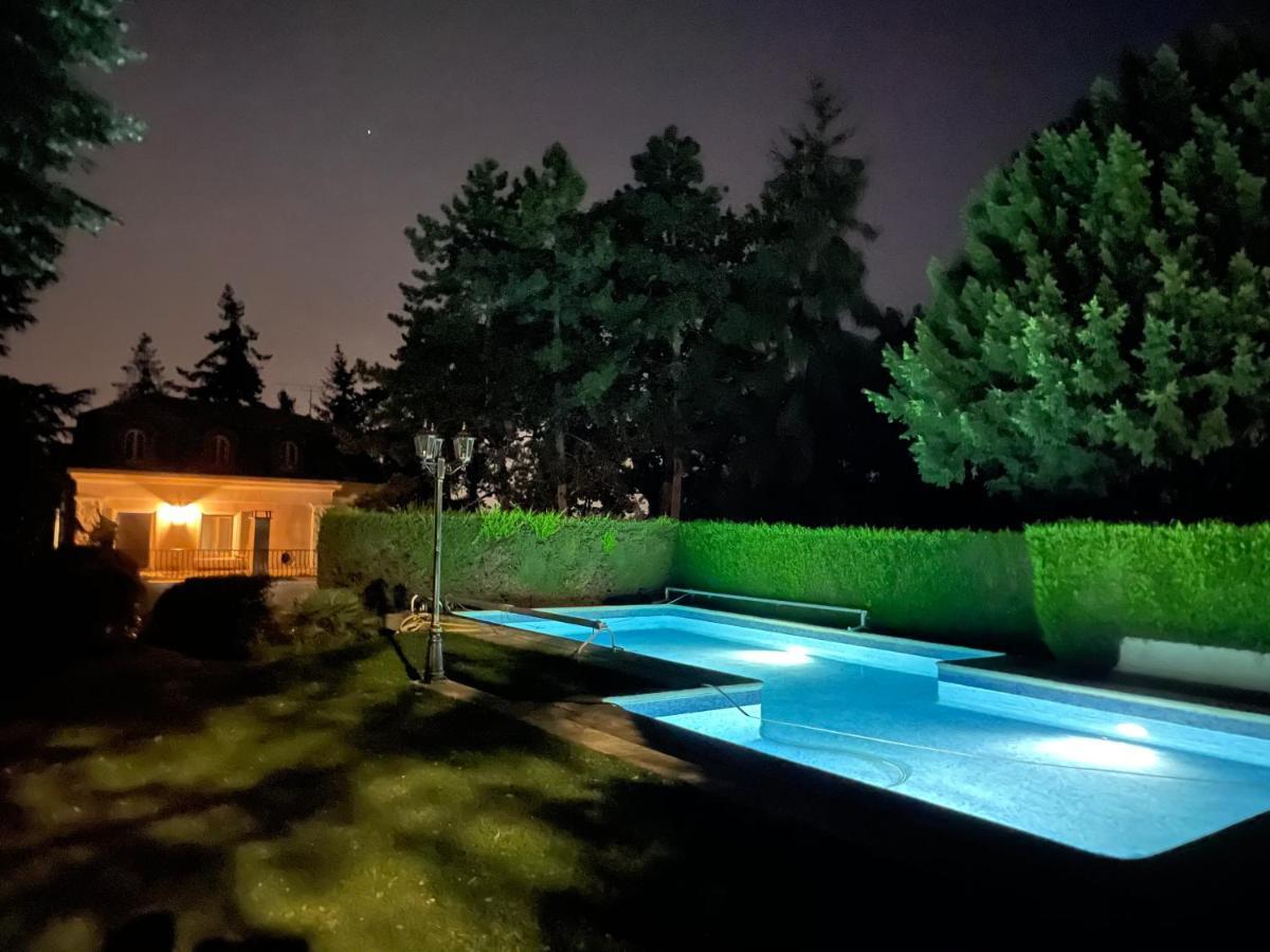 Hotel Particulier De Montmorency - Proche Aeroport Paris Roissy-Charles De Gaulle 외부 사진